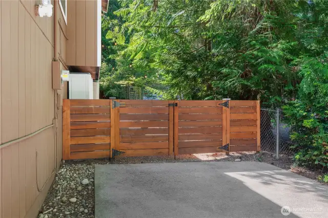Fence to access the back, or park you RV or boat behind the fence.