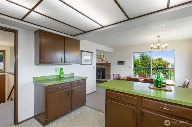 Original 1970's kitchen