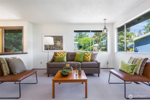 Living Room facing west