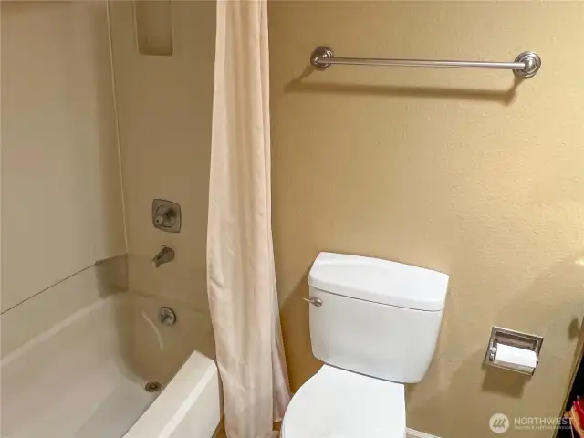 Convenient Full bath off primary bedroom
