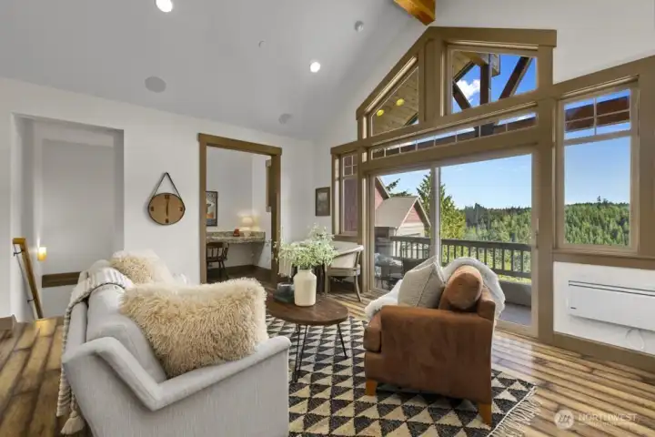 Come on up—let’s see what the upstairs living space has to offer.