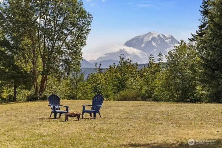 The unobstructed mountain views are simply mesmerizing.