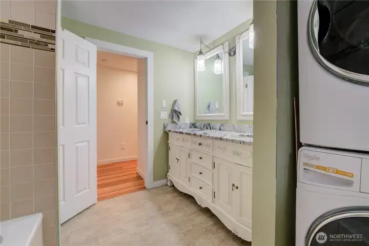 Main floor full bath