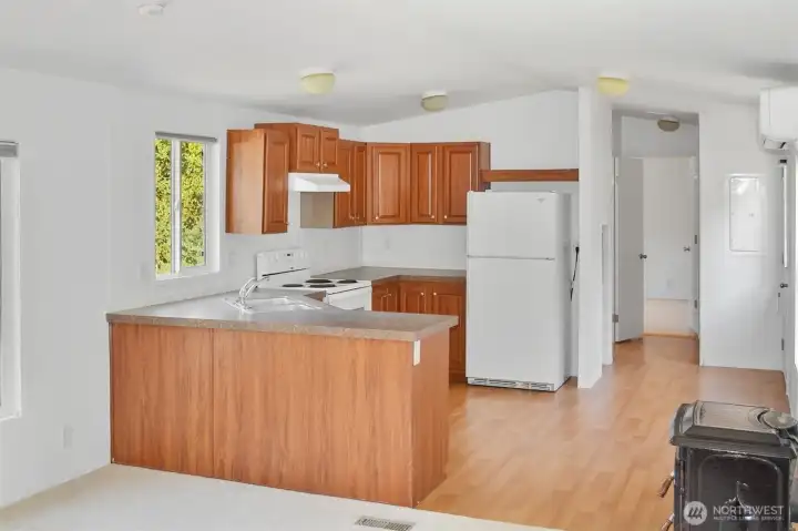 Great open floor-plan for entertaining and hosting guests.