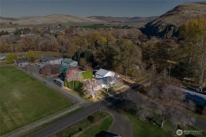 aeriel view- close to schools and private location