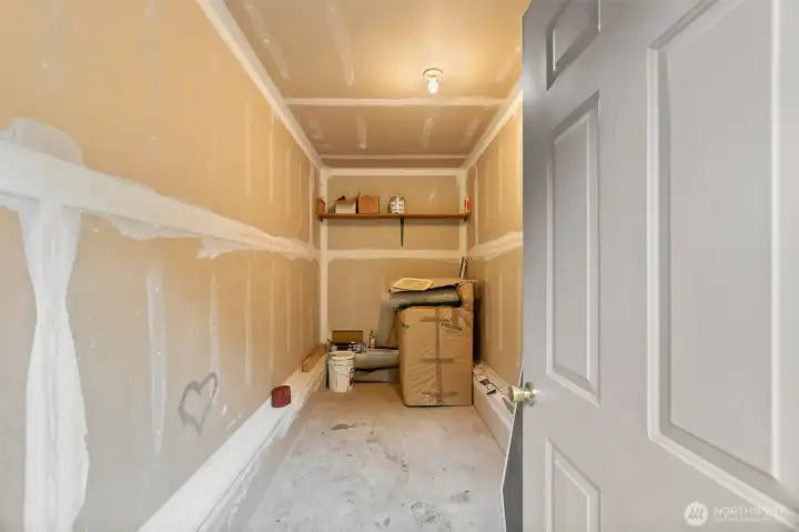 storage area in between the 2 units creating a great sound barrier