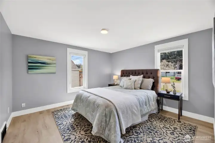 Main level second bedroom