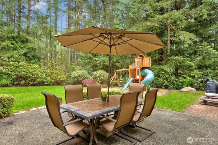 Patio in back