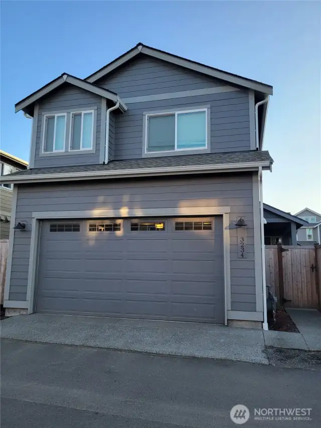 Pictures are from prior tenancy.
