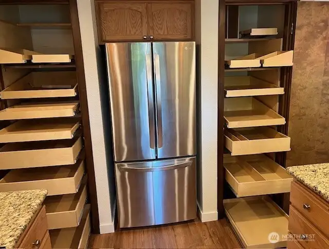 Customized and unique provide efficient organization of your pantry. Easy to find any snack or ingredient!