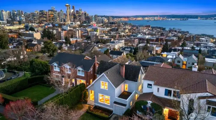 One of only a few properties with THIS iconic view of Seattle's skyline.