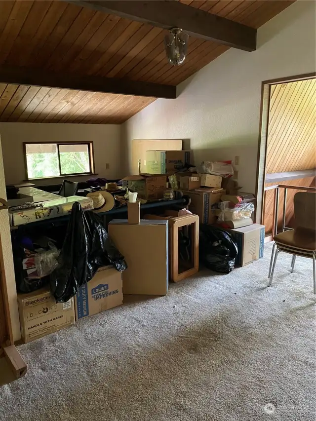upstairs bonus room