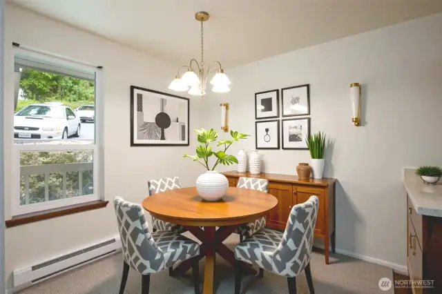 Dining Room Virtually Staged