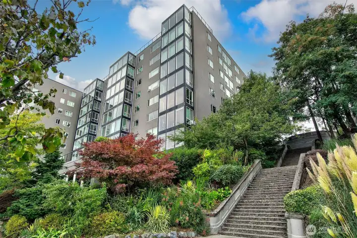 Welcome to Melrose Terrace! A concrete and steel Co-op built in the 1960s; updated in the early 2000s. Great building and community.