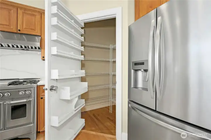Large walk-in kitchen pantry