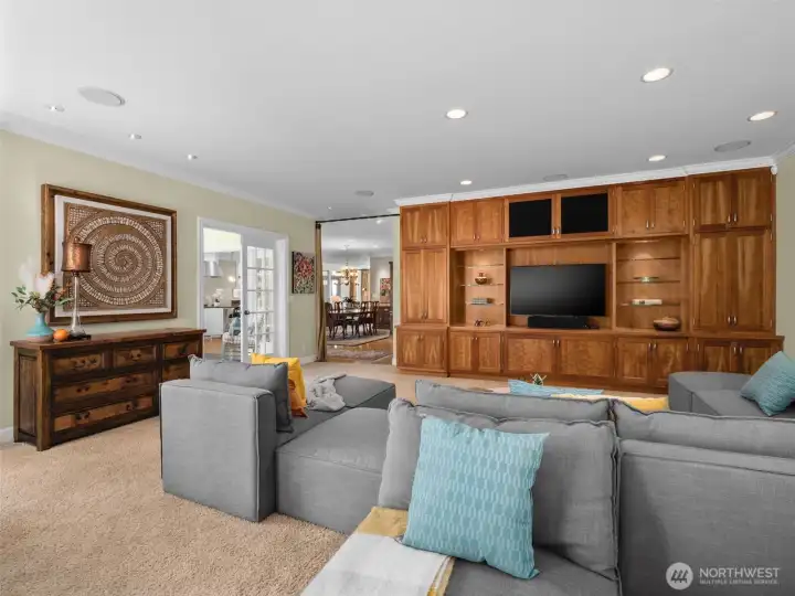 enormous family room with beautiful custom built-ins