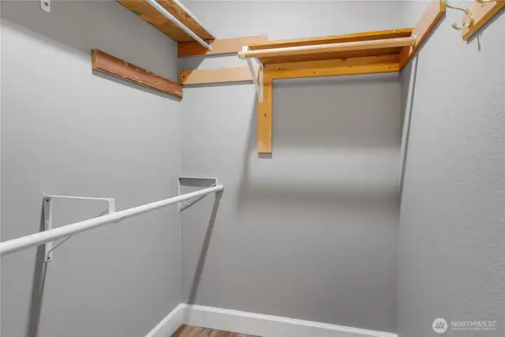Walk-in Closet