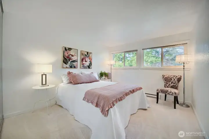 2nd bedroom with new carpet