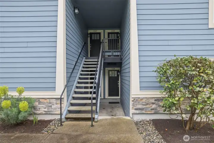 Front door is lower right- two steps down and two steps up