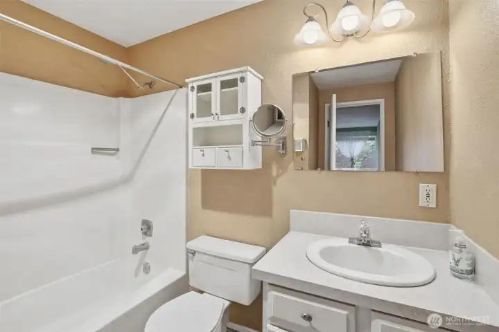 Primary full bath with plenty of storage