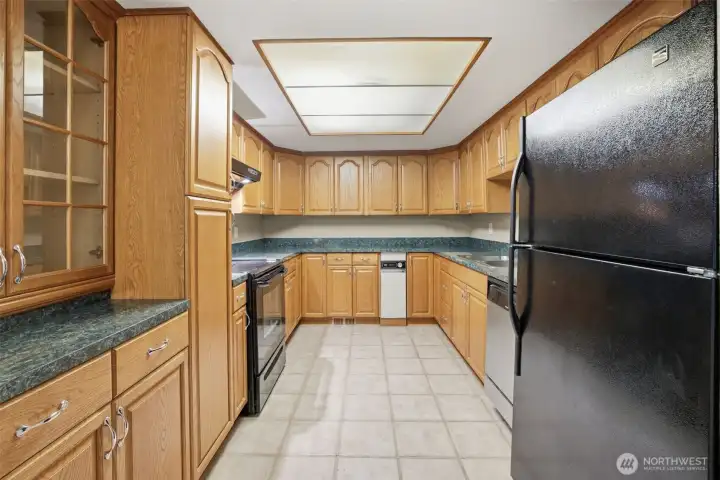 Spacious kitchen with tons of cabinet and counter space