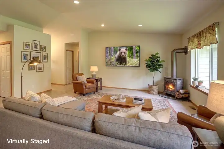 Vaulted, Bright and Open w/ Propane Fireplace~