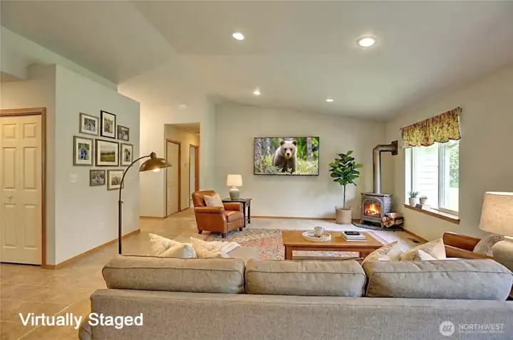 Wonderful Layout (Virtual Staged: Clean and Ready to Move In)~