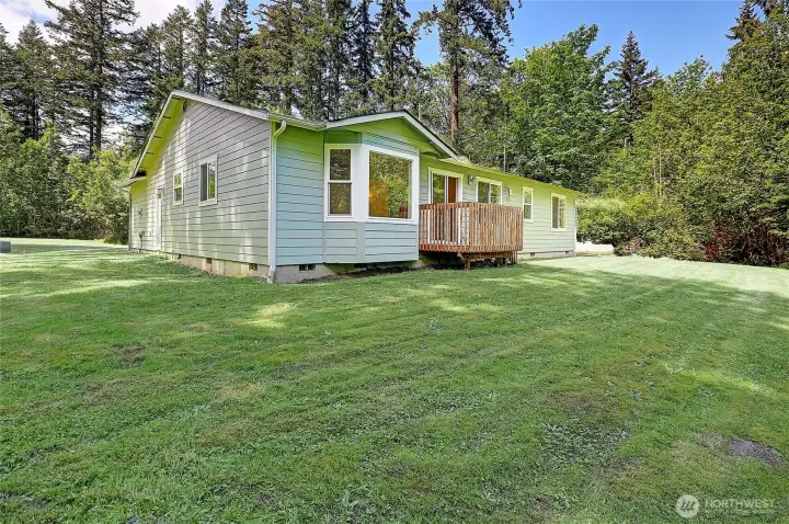 Sprawling, Large and Level Yard~