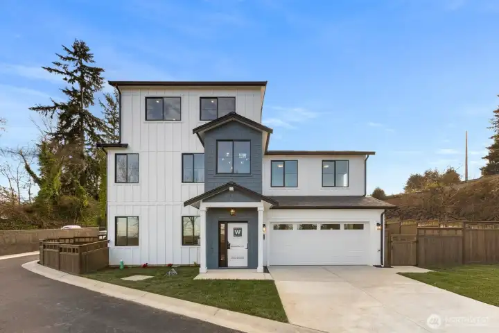 Welcome to Floor Plan 'H' is 2534 sq. ft., 4-Bedroom, 3.5 Bath + Bonus Room Home with 2-car garage. All pictures are of Model Home Floor Plan 'G' which is the same floor plan. Welcome to Floor Plan 'H' is 2534 sq. ft., 4-Bedroom, 3.5 Bath + Bonus Room Home with 2-car garage. All pictures are of Model Home Floor Plan 'G' which is the same floor plan.