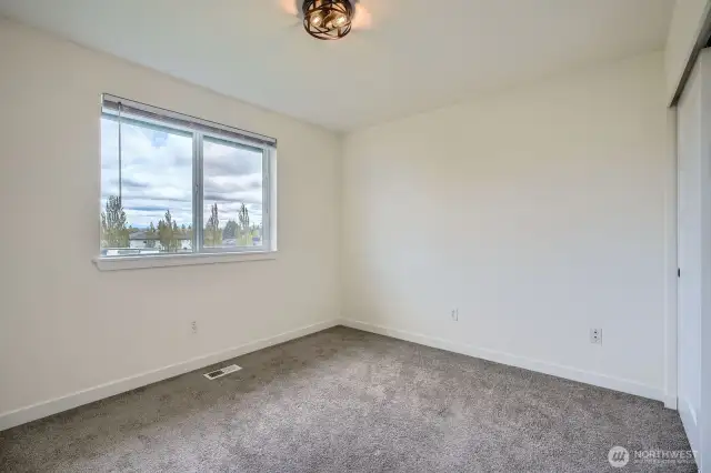 Third bedroom - different angle.