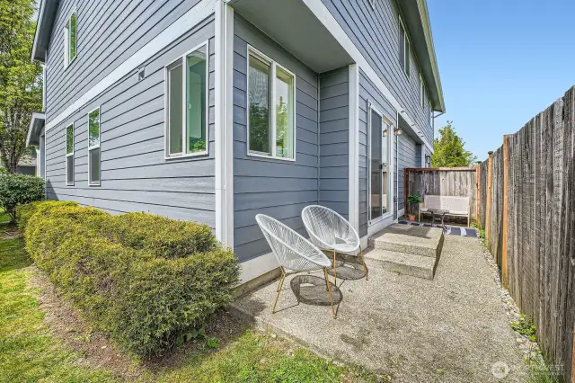 5 OF 5 TOP PHOTOS: Quaint back patio area is private and great for grilling.