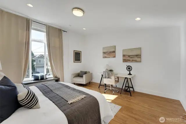 Primary, many ways to utilize this large space