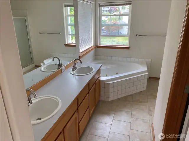 Primary bath