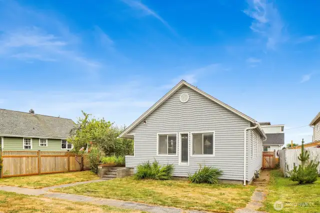Front Exterior Unit 1 on 1273 4th St. Easy care vinyl siding.