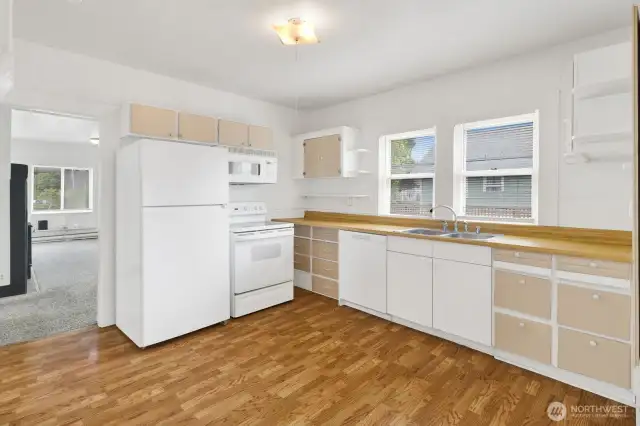 Kitchen with all appliances included.