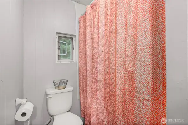 Main bathroom