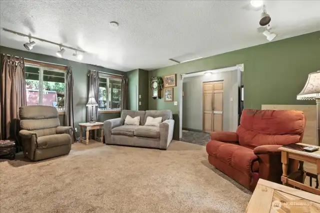 Family Room-Main
