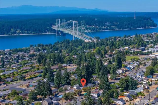 Conveniently located near the Tacoma Narrows Bridge