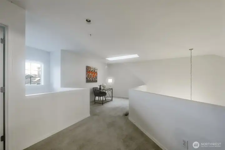 Wonderful loft with lots of natural light