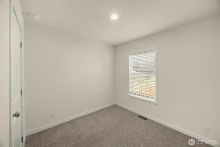 Guest or flex bedroom without virtual staging