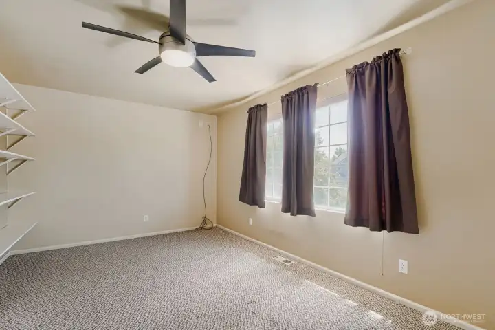Bonus room/TV room/play room Bonus room/TV room/play room