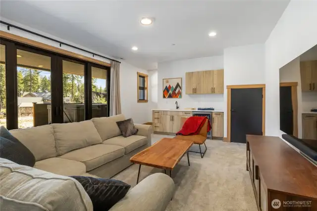 Bonus living space downstairs