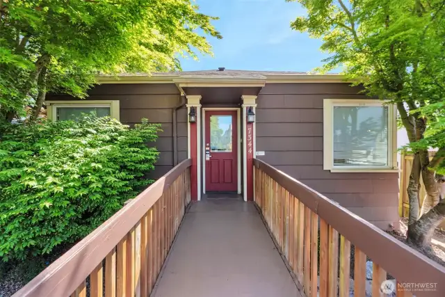 Entry has gently sloping ramp