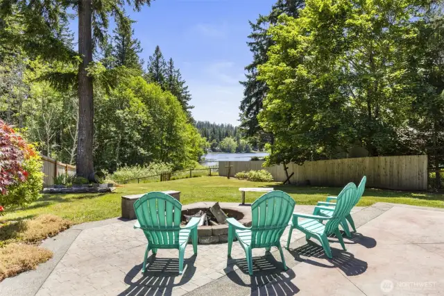 Over 600 sqft of patio space and plenty of lawn to play! PLUS your own private access to Lake Symington FUN  !