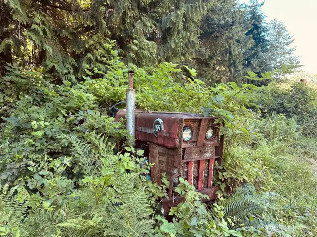 Antique Tractons Stay