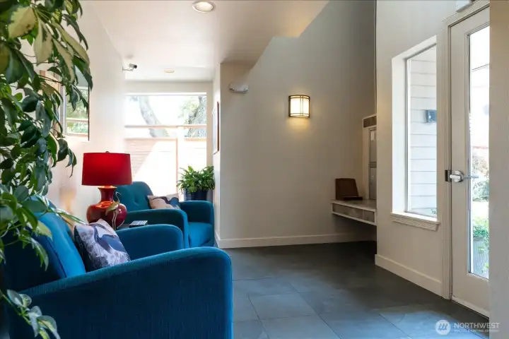 Entry/Lobby