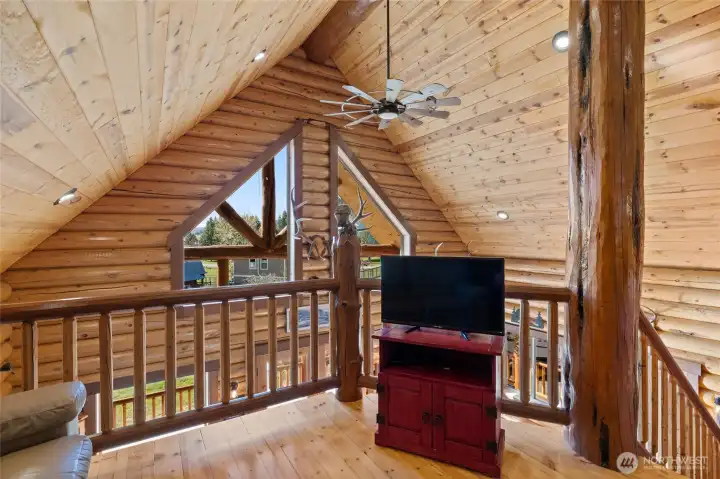 Another view of the upstairs loft area.
