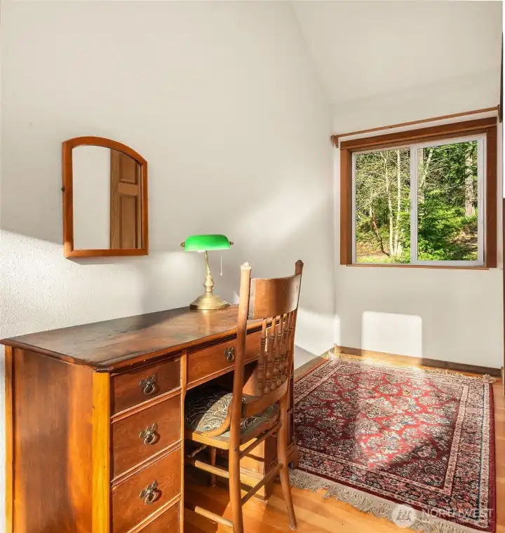 Upstairs bedroom on the north side, continued.