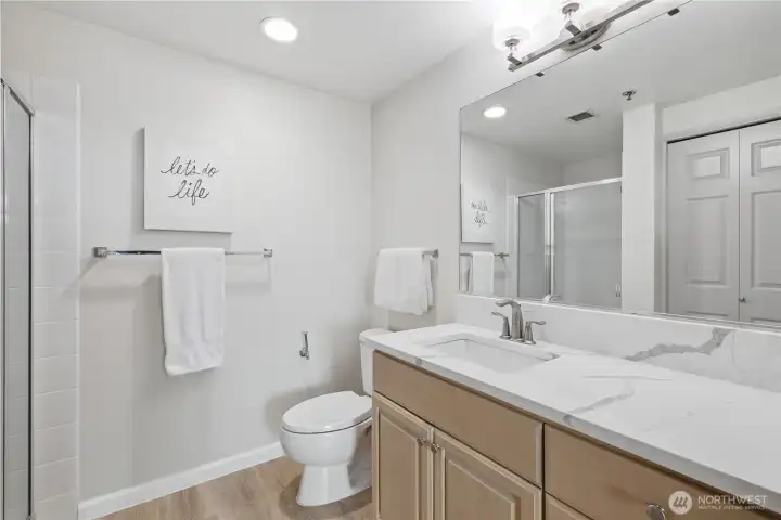 2nd bathroom