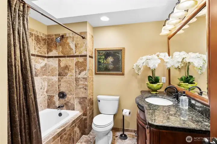 Full Guest Bathroom on Main Floor